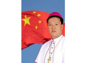 Cina, ritorno a Mao:
duro attacco alla Chiesa